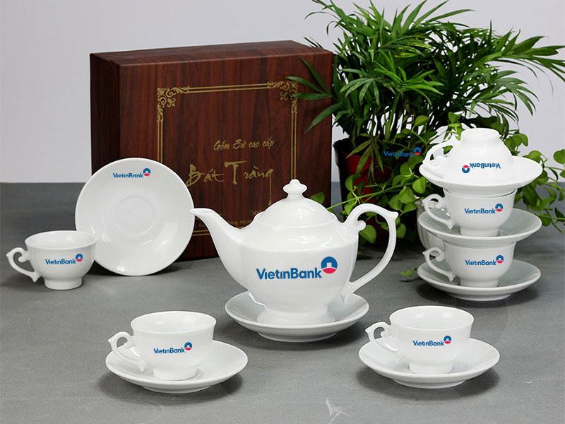 Giới Thiệu Về Bộ Ấm Chén In Logo Trắng Bát Tràng Dáng ML Đẹp ACLGQBV196 Bộ Ấm Chén In Logo Bát Tràng Dáng Đèn Thần Đẹp Tinh Tế ACLGQBV203