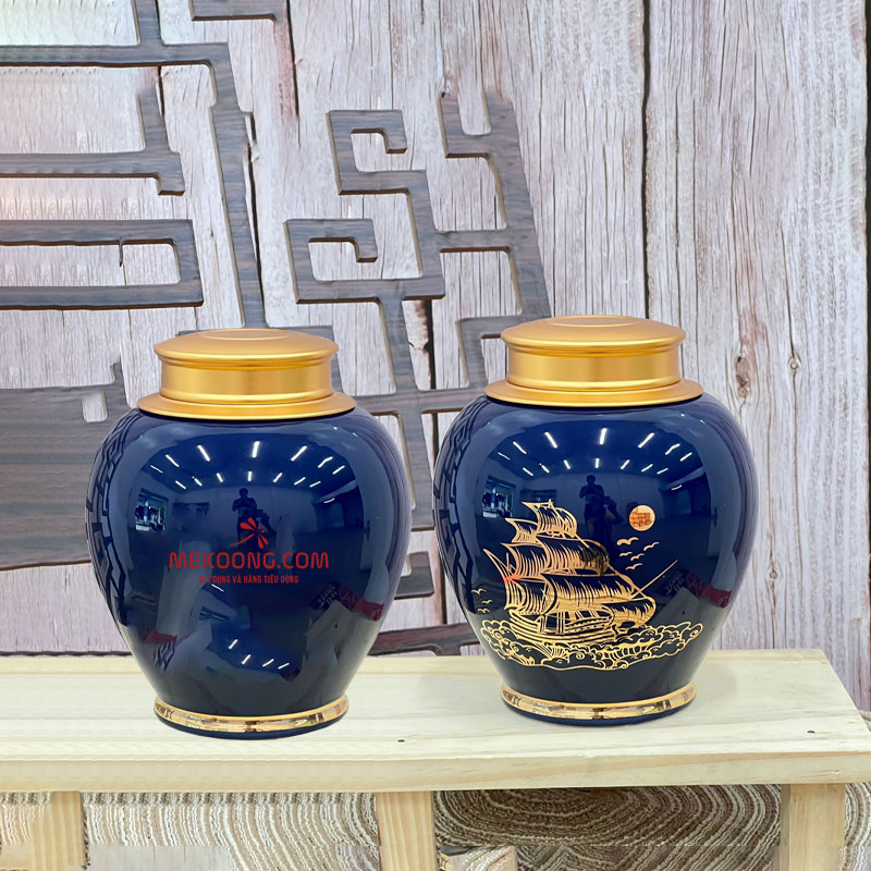 Hũ trà màu xanh dương vẽ vàng thuyền buồm - logo Vietcomba cho khách hàng ACLGQBV178