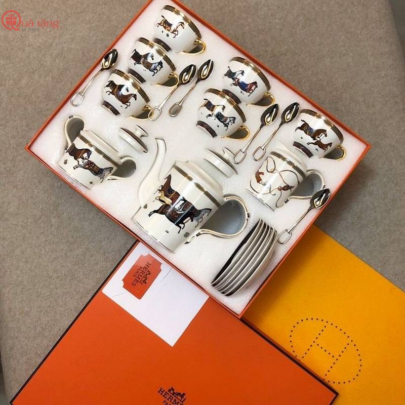 Bình giữ nhiệt in logo Set Mẫu Quà Tặng Doanh Nghiệp Giá Rẻ, Cao Cấp Tại HCM