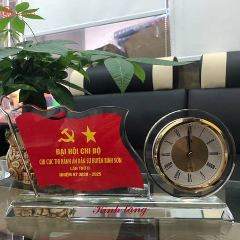 Các lưu ý giúp chọn mẫu quà tặng đại hội ấn tượng Set Bộ Quà Tặng Đại Hội Đảng Bộ Chất Lượng Ý Nghĩa