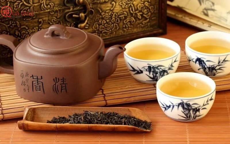 Có nên chọn in logo lên quà tặng Gợi ý 39+ mẫu quà tặng lễ tết ý nghĩa, cao cấp, chất lượng