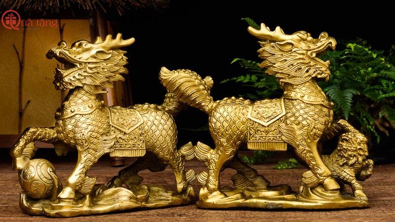 Tượng linh vật phong thủy 39+ Mẫu quà tặng phong thủy may mắn phù hợp theo tuổi