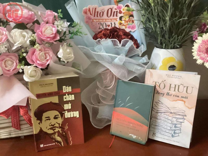 Tổng hợp 50+ món quà tặng 20/11 đẹp, ý nghĩa gửi thầy cô 11 Tổng hợp 50+ món quà tặng 20/11 đẹp, ý nghĩa gửi thầy cô