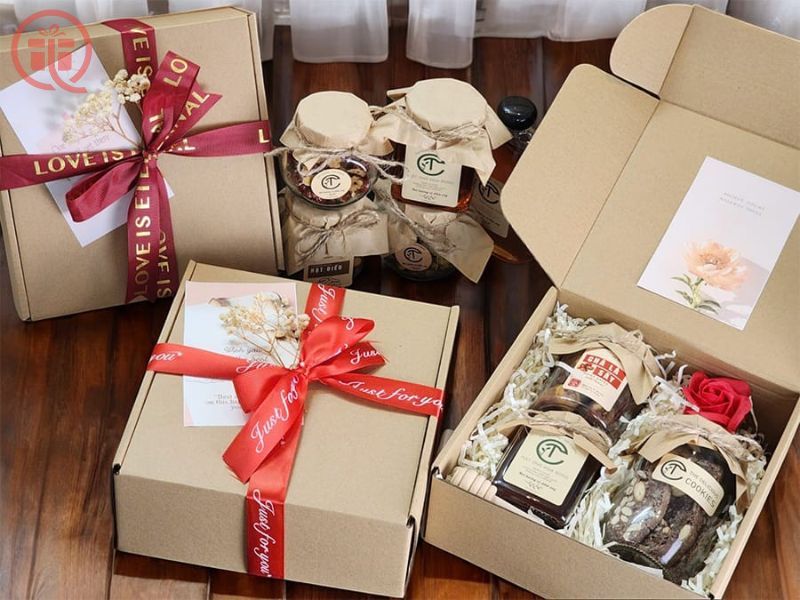 Kinh nghiệm chọn quà tặng ngày báo chí Việt Nam 21-6