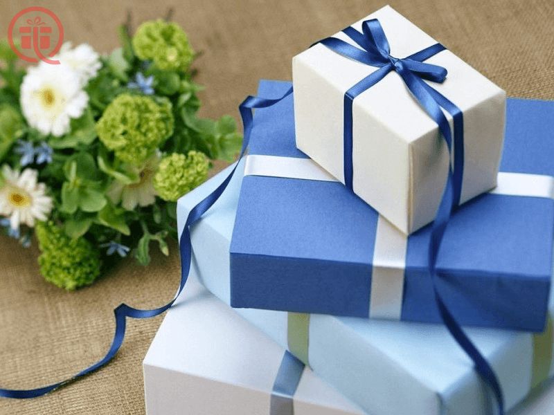 Quà tặng là gì? Nên chuẩn bị vào những dịp quan trọng nào? 2 Quà tặng là gì? Nên chuẩn bị vào những dịp quan trọng nào?