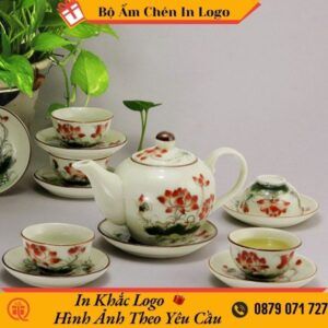 bộ ấm chén có họa tiết in logo